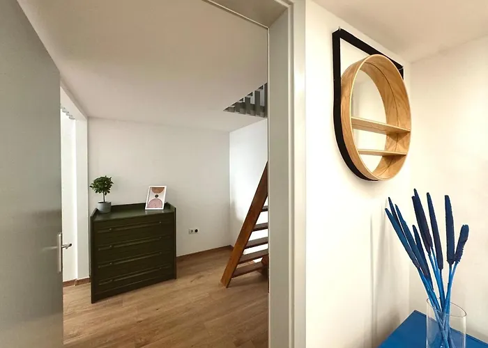 On - Spacious 3br Lejlighed *