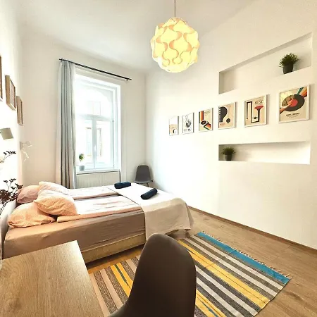 Lejlighed On - Spacious 3br *