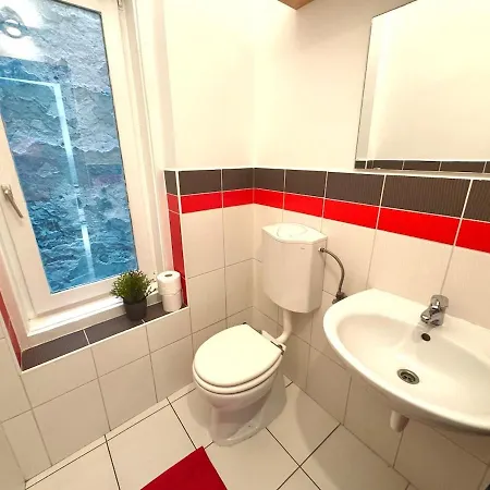 On - Spacious 3br