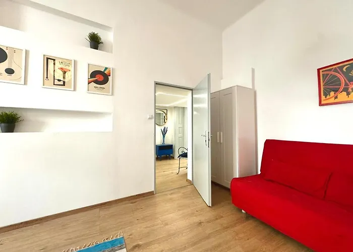 On - Spacious 3br * بودابست