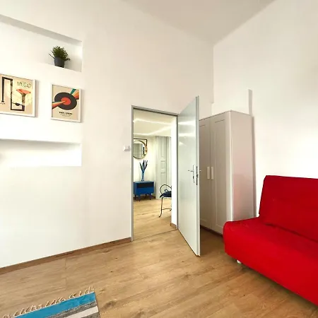 On - Spacious 3br * Budapest