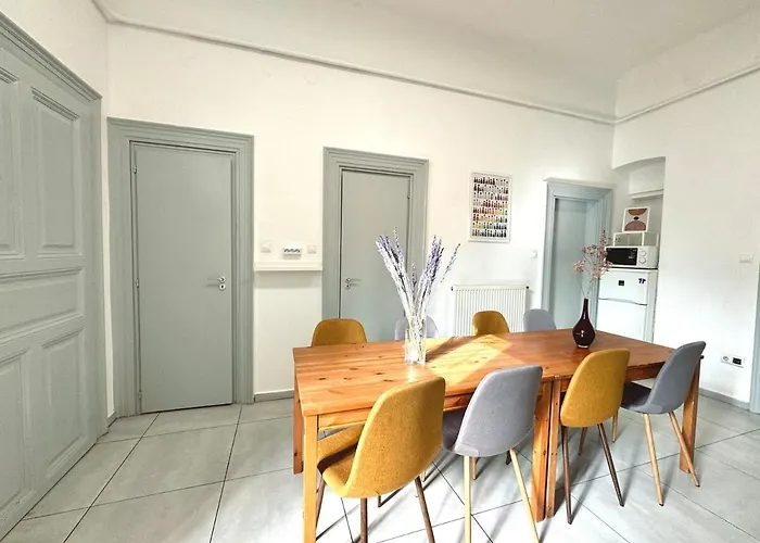 On - Spacious 3br Διαμέρισμα *